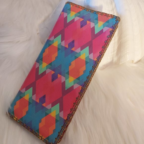 Mlavi Vegan Leather Wallet: Aztec Water Color Design: size 7.5"x3.5" - Picture 2 of 7